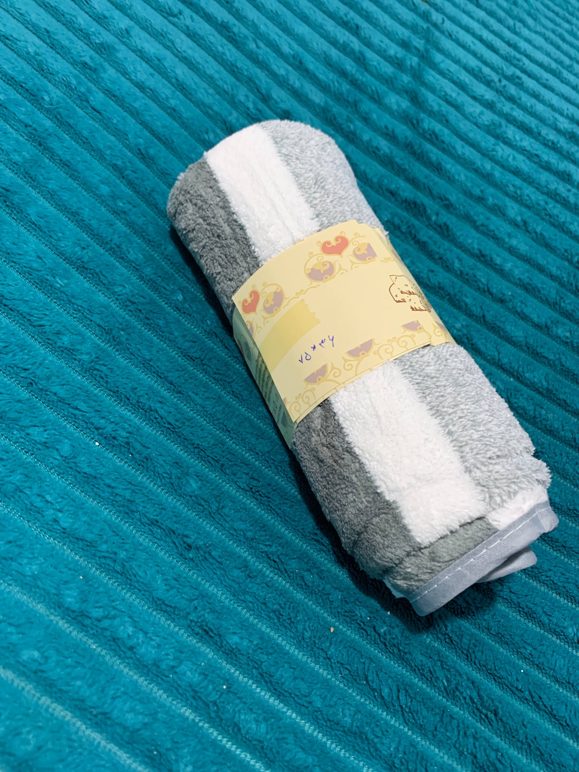 حوله دست و صورت راه‌راه نرم و لطیف | مناسب استفاده روزانه