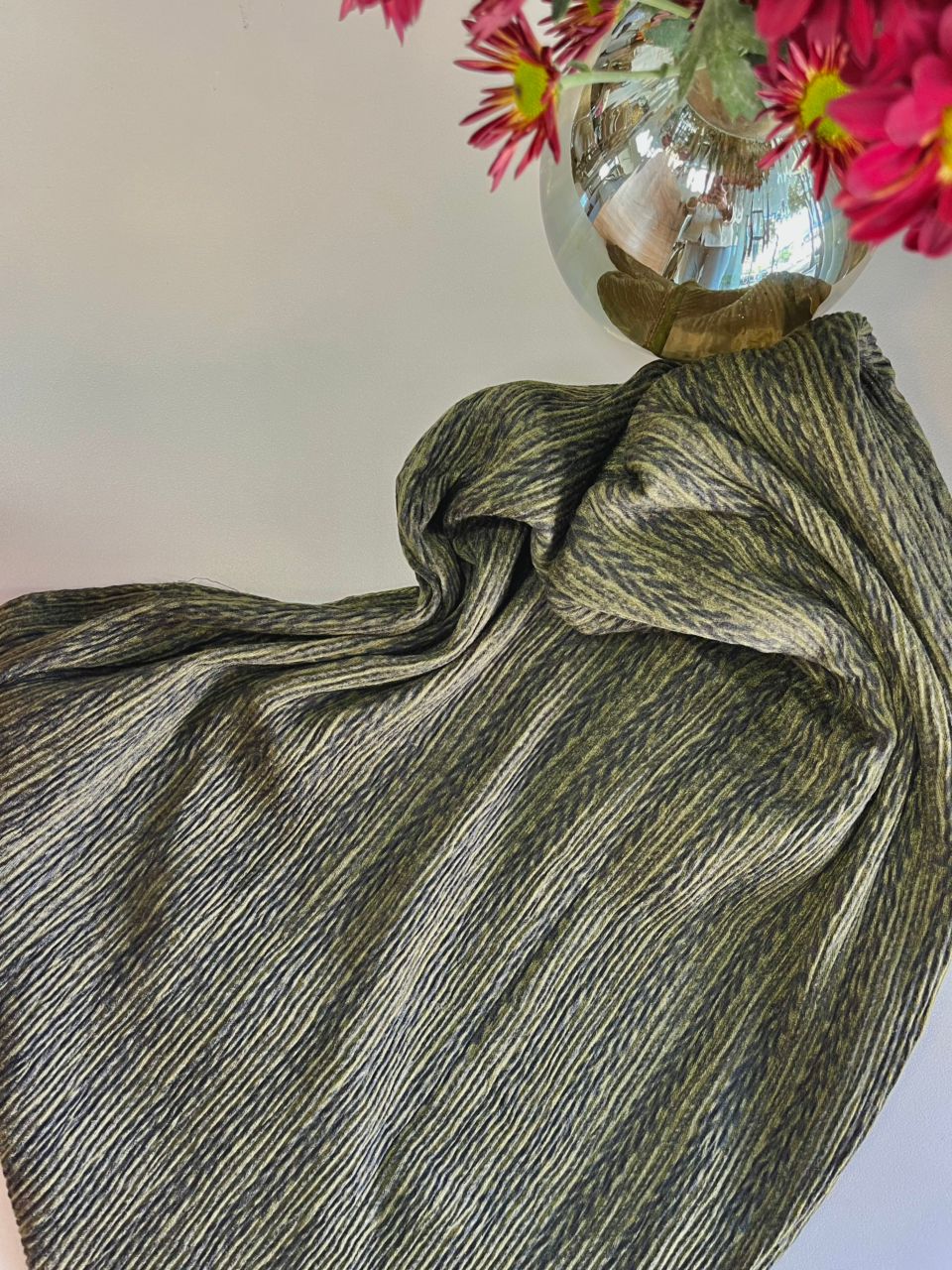 شال گندمی پلیسه موهر زنانه