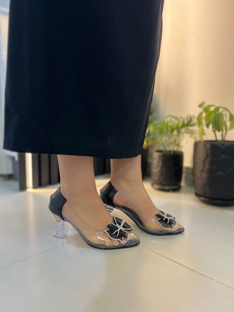 صندل طلقی مجلسی زنانه سیندرلا با پاشنه شیشه‌ای نشکن