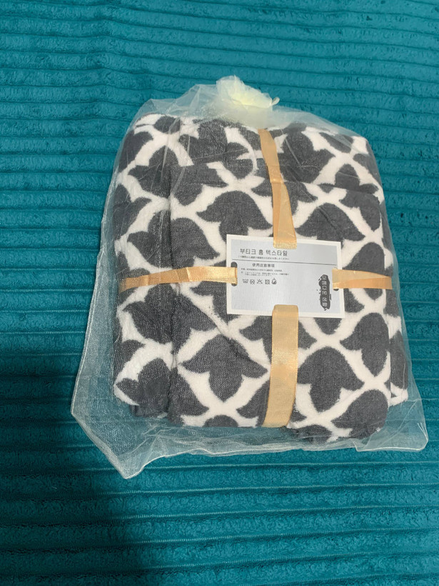 ست حوله حمام و صورت گلدار نرم و آبگیر