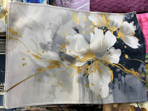 روبالشی دو رو مخمل طرحدار