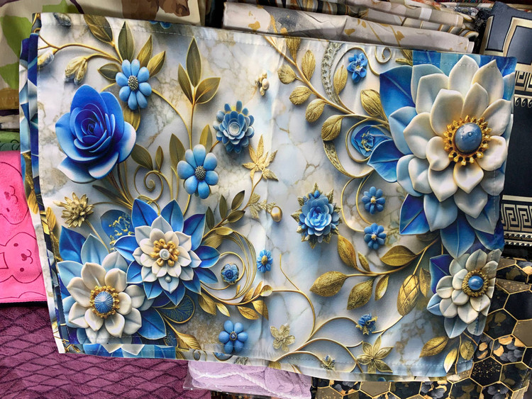 روبالشی دو رو مخمل طرحدار