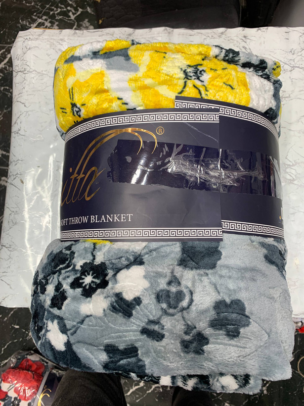 پتو دو نفره Benitta