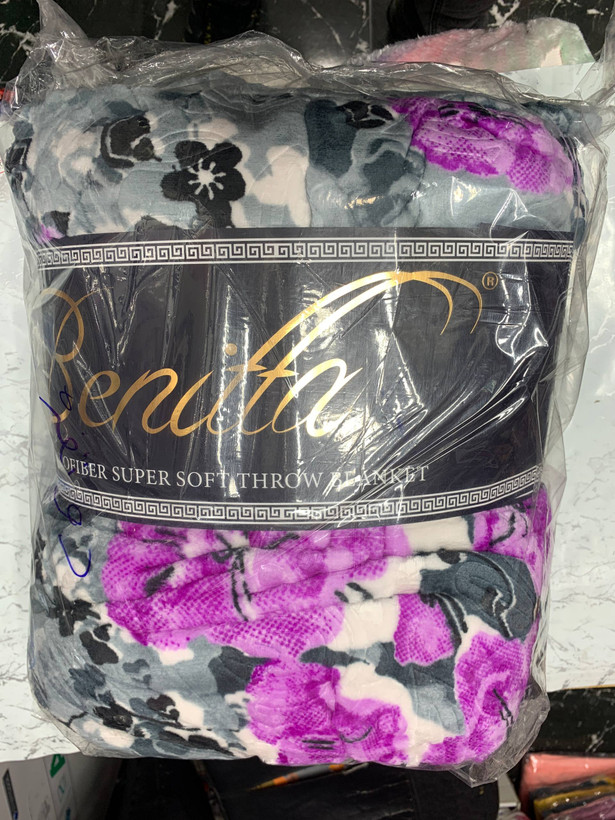 پتو دو نفره Benitta