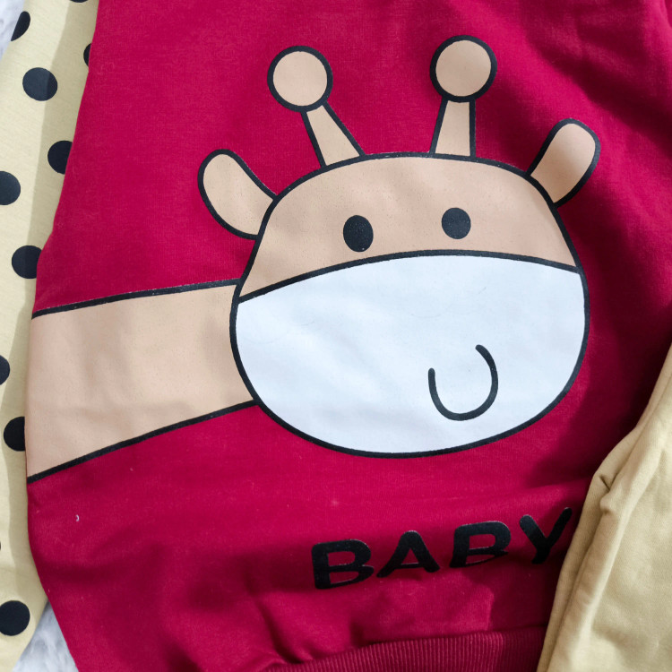 بلوز شلوار پسرانه طرح زرافه خالدار | لباس راحتی بچگانه پنبه دورس