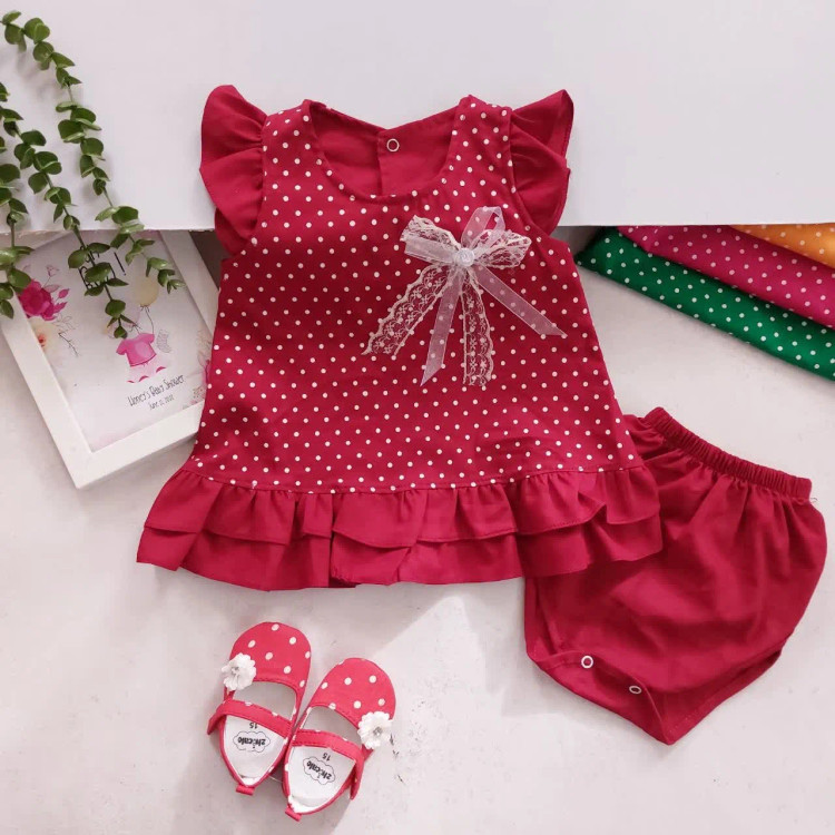 سارافون و شورت نوزادی دخترانه طرح خال خالی جنس کتان نخ درجه یک