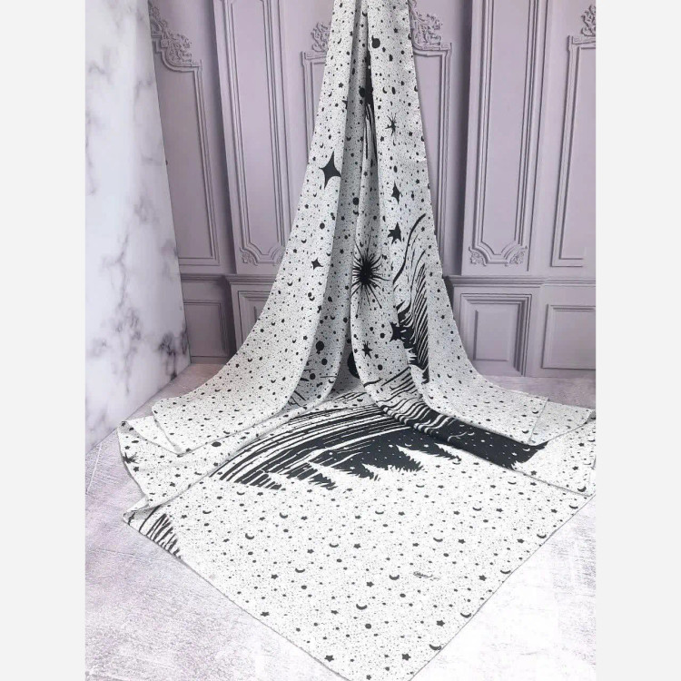 روسری زنانه طرح ماه و ستاره مشکی کد 123