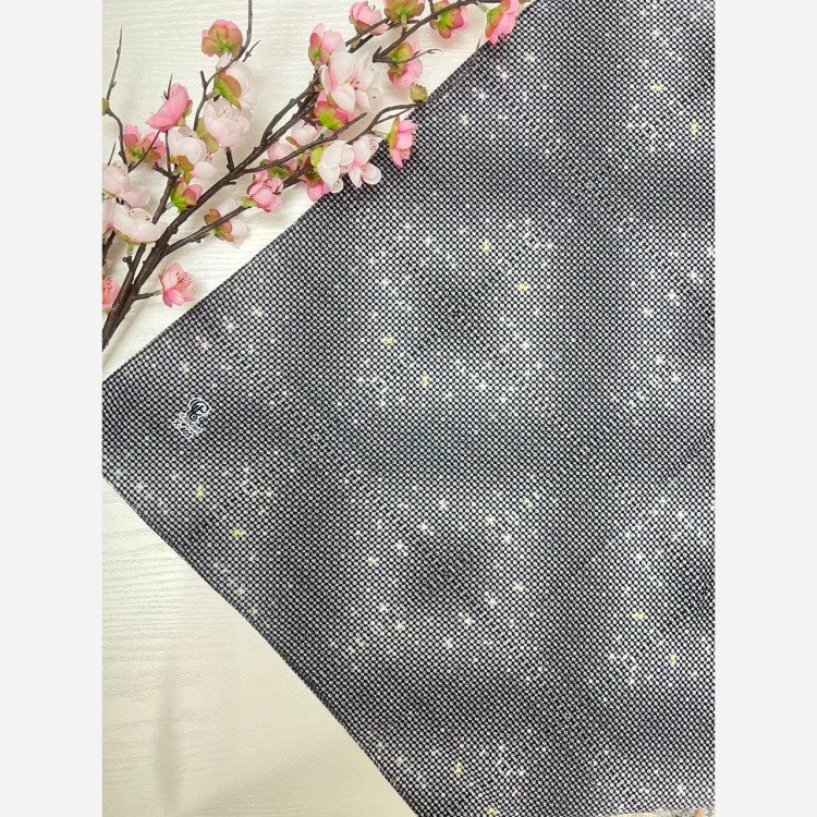 شال مجلسی نگین دار طرح سه بعدی سایز 140 جنس کتان چرخ دوز