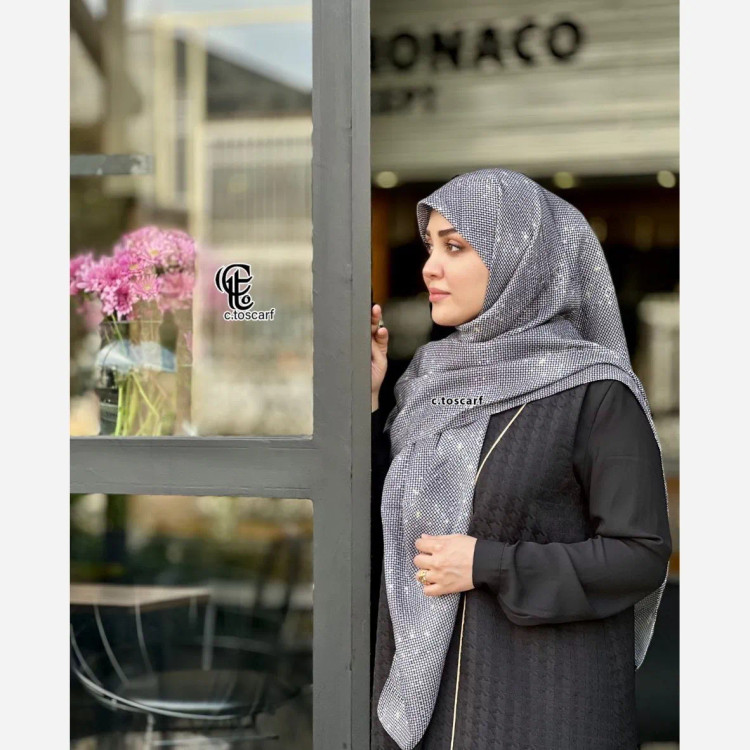 شال مجلسی نگین دار طرح سه بعدی سایز 140 جنس کتان چرخ دوز