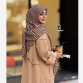 روسری مجلسی طرح حسنا نخ کاستوم قواره 110 دور چرخ دوز شیک و لیز نیست