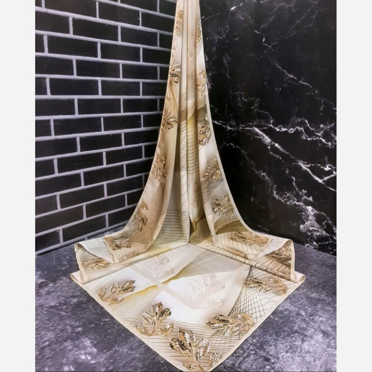 روسری طرح طلا نخی قواره بزرگ 140 سانتیمتر دور چرخ دوز بدون سُرخوردگی