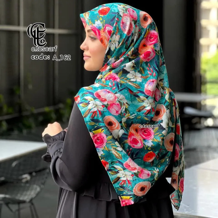 روسری نخی قواره بزرگ طرح گلدار کاستوم سیتو 140 سانتی زنانه