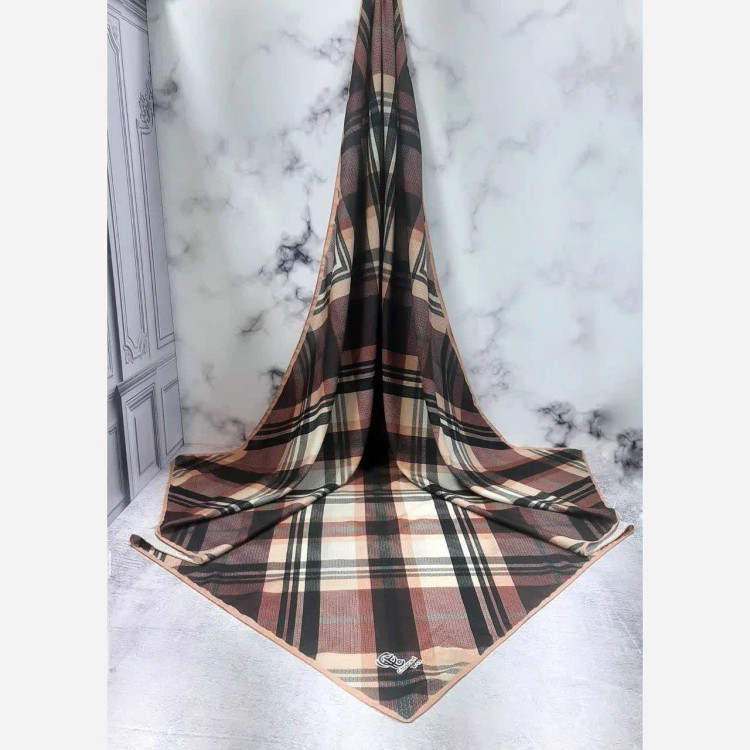 روسری طرح چهارخونه نخی مونالیزا قواره بزرگ 140 سانتیمتر شیک و مجلسی