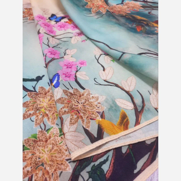 روسری نخی طرح گیتی قواره بزرگ 140 سانتیمتر | شال و روسری زنانه شیک