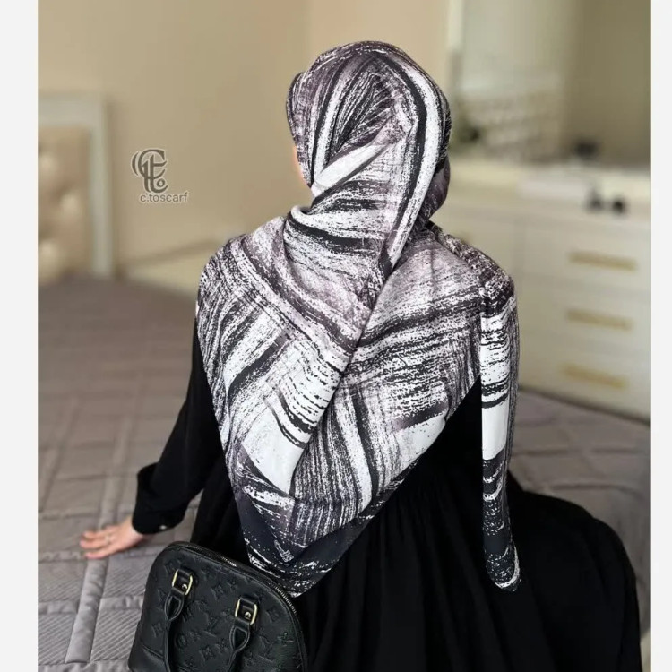 روسری زنانه طرح آبرنگی کد 2022 | جنس کـاستوم | سایز 140 | شیک و خاص