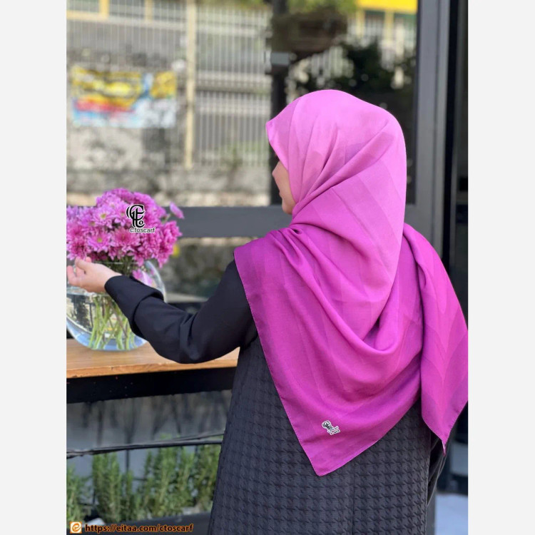 روسری طرح طیفی پله ای سایز 140 نخ کاستوم سی تو چرخ دوز