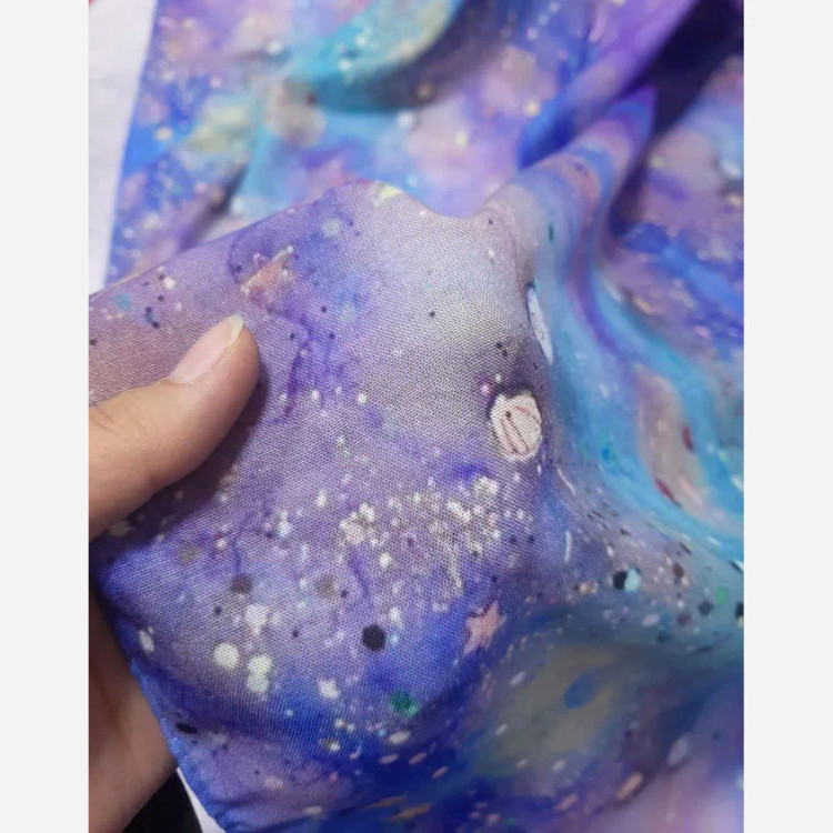 روسری طرح ساحل نخی سایز 140 | طرح کهکشانی و ستاره دریایی | خاص و شیک