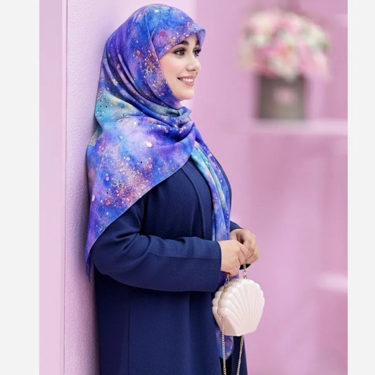 روسری طرح ساحل نخی سایز 140 | طرح کهکشانی و ستاره دریایی | خاص و شیک