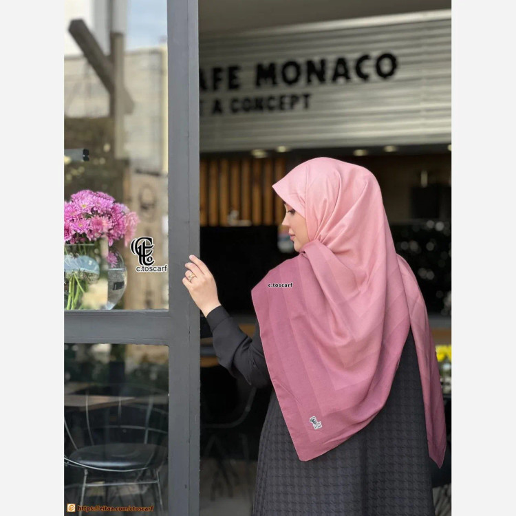 روسری طرح طیفی پله ای سایز 140 نخ کاستوم سی تو چرخ دوز