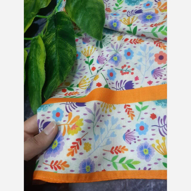 روسری طرح گلدخت بهاری تابستانی قواره بزرگ 140 سانتیمتر نخی طرح گل نارنجی شیک