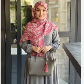 روسری نخی طرح نسترن سایز 140 - شیک و زیبا مناسب استایل شما