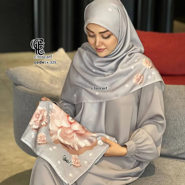 روسری طرح صدف سه بعدی قواره بزرگ 140 نخ کاستوم سیتو دور چرخ دوز