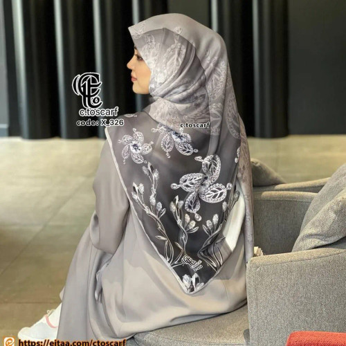 روسری زنانه طرح طناز دو رو، نخ کاستوم سیتو، قواره بزرگ 140 سانتیمتر، گل برجسته، لیز نیست