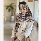 روسری طرح پلنگی قواره بزرگ 140 سانتیمتر جنس نخ کاستوم سیتو