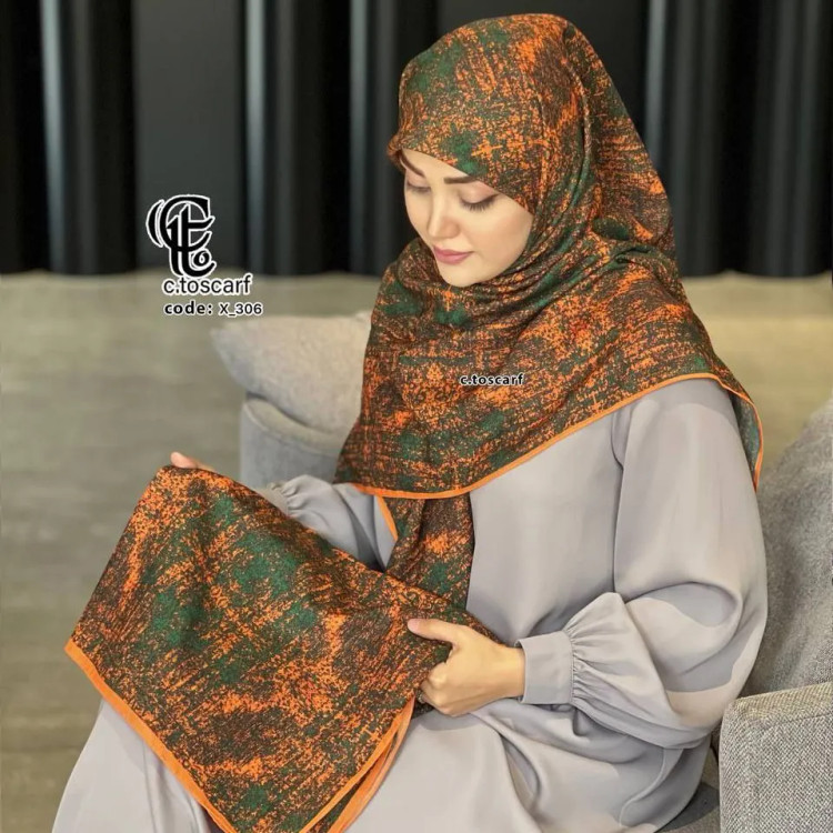 روسری نخی طرح ساناز قواره بزرگ 140 سانتیمتر شیک و خاص