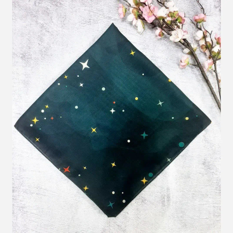 شال نخی قواره بزرگ طرح ستاره شب سرمه ای | بدون لیز خوردگی | 140 سانتی متر