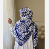 روسری زنانه طرح ختن کد 140، خاص و شیک، مناسب استایل روز