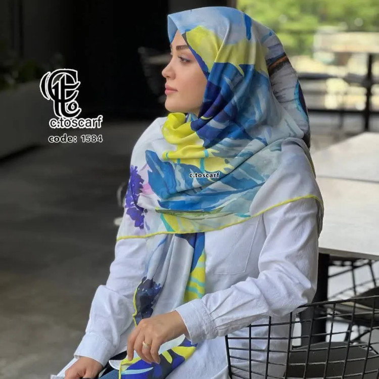 روسری طرح پر آبرنگی نخی قواره بزرگ 140 سانتیمتر چرخدوز شیک و کاربردی