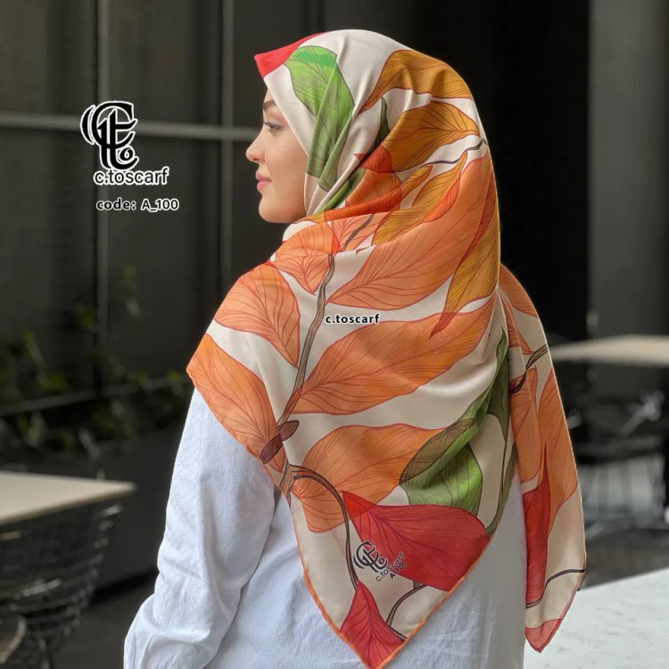 شال نخی طرح برگ پاییز سایز 140 دور دوخت مزونی بدون لغزش