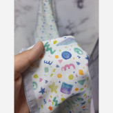 روسری زنانه طرح دار سرمه ای با اشکال هندسی ریز مناسب استفاده روزمره و مهمانی