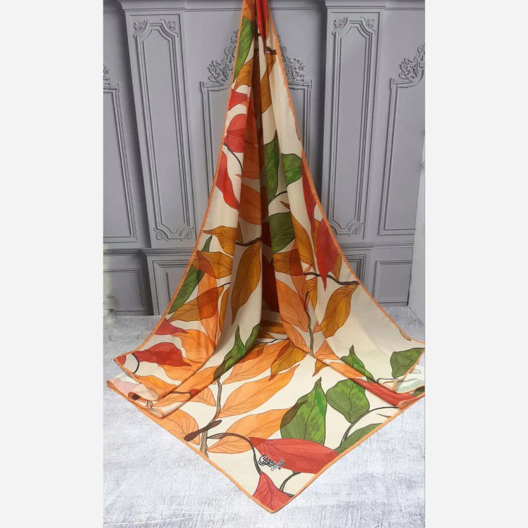 شال نخی طرح برگ پاییز سایز 140 دور دوخت مزونی بدون لغزش