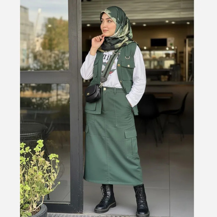 روسری طرح آتوسا سایز 140 نخی چرخ دوز شیک و خاص مناسب همه جا