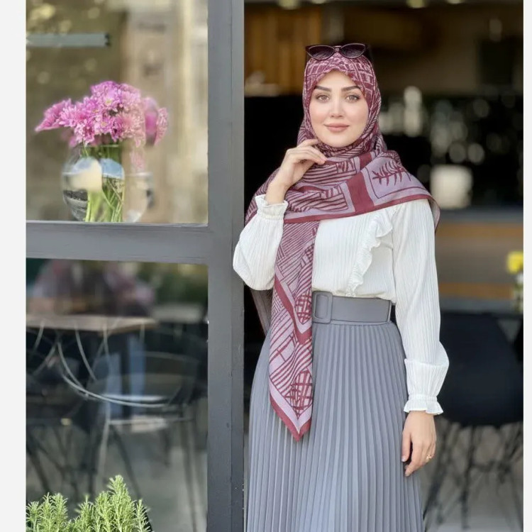 شال و روسری خاتون طرحدار زنانه شیک و راحت مناسب استایل روز