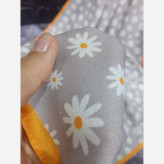 روسری طرح بابونه قواره بزرگ نخی زنانه و دخترانه | کد 1540