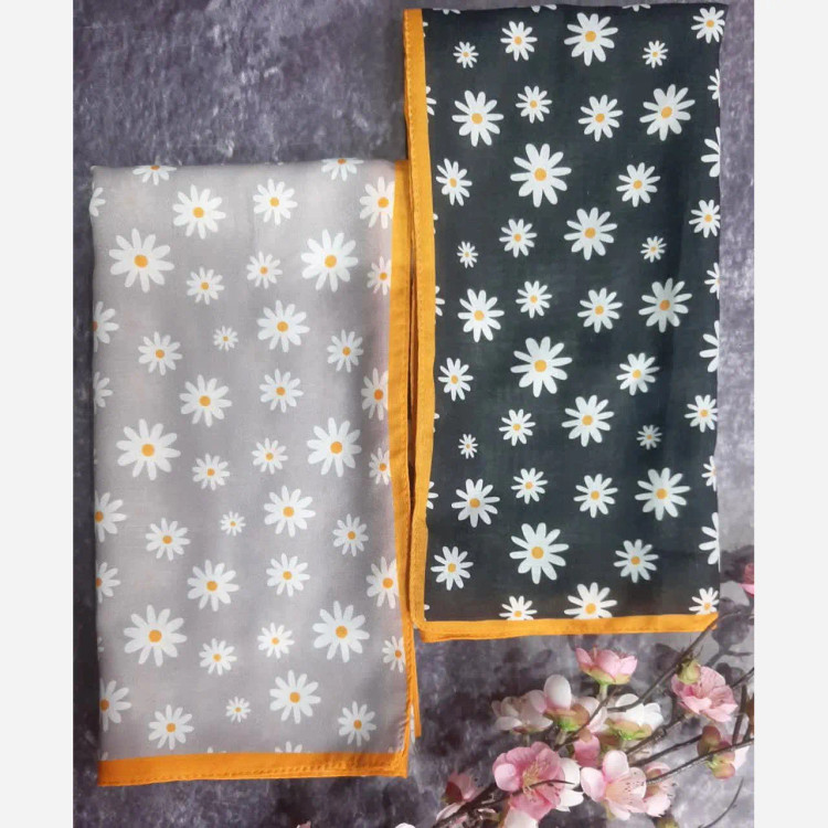 روسری طرح بابونه قواره بزرگ نخی زنانه و دخترانه | کد 1540