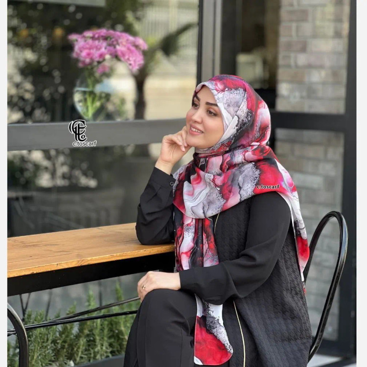 روسری زنانه طرح رزین و آبرنگ سایز 140 جنس نخ کاستوم سیتو