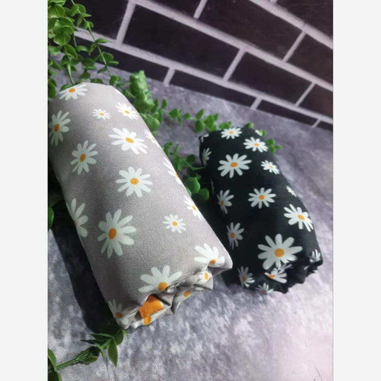 روسری طرح بابونه قواره بزرگ نخی زنانه و دخترانه | کد 1540