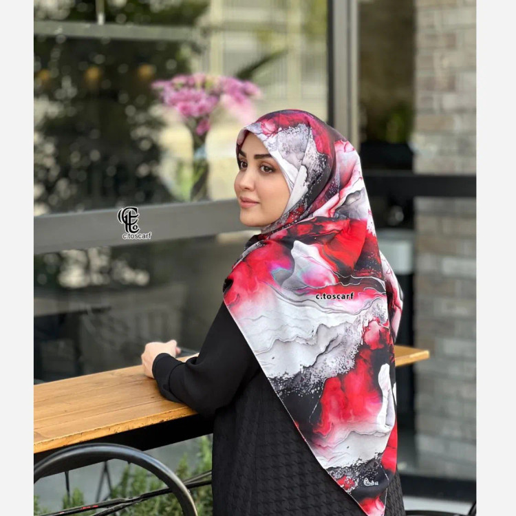 روسری زنانه طرح رزین و آبرنگ سایز 140 جنس نخ کاستوم سیتو
