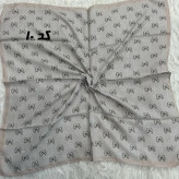مینی اسکارف کرمی نخ قواره 65x65 سانتیمتر مناسب استفاده روزمره بدون آبرفت و رنگ رفت